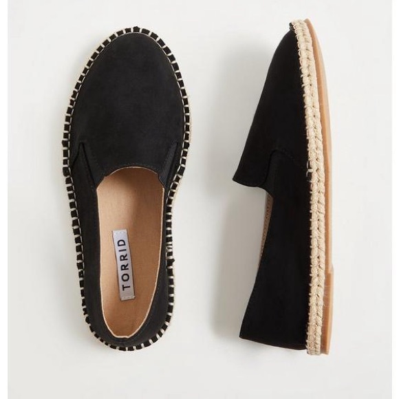 ✨torrid black espadrille flats✨ - Picture 2 of 12
